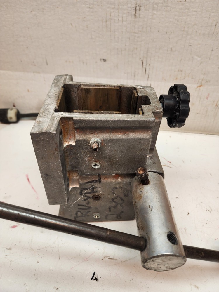 Milwaukee core drill stand Carriage assembly motor mount