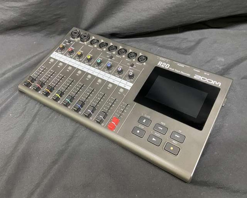 Zoom R20 Multi-Track Tabletop Recorder USB Audio Interface Tested Used