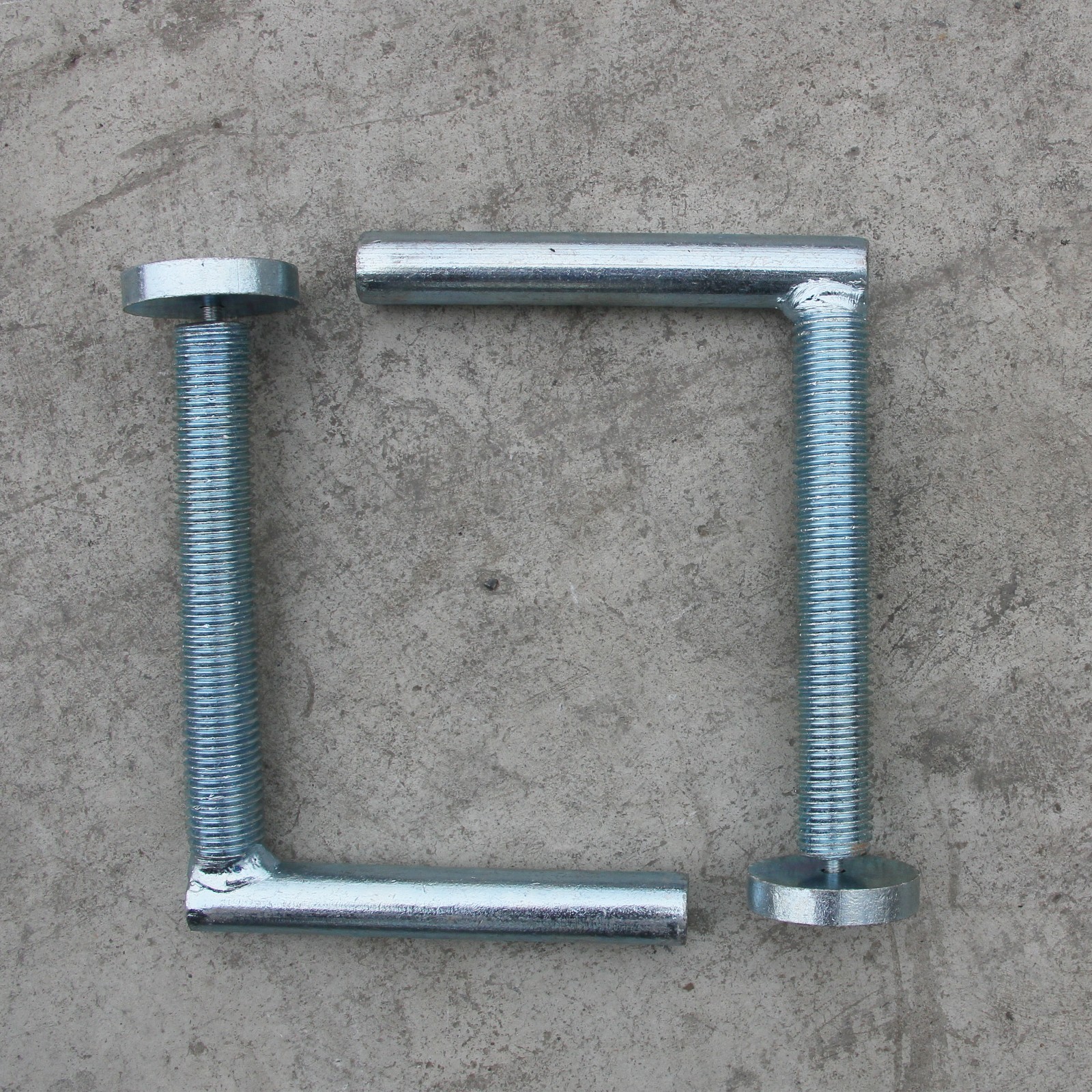 60" Clamp Debris Forks Tractor Skid Steer Loader Bucket Pallet Forks Heavy Steel