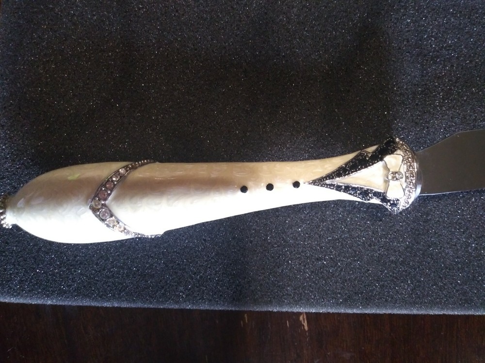 Things Remembered Wedding Cake Serving Set