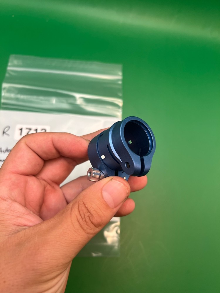 Autococker Clamping Feedneck