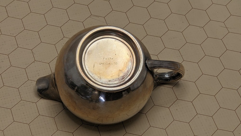 Oneida Fiesta Silver Plated 3" Tall Coffee Or Tea Creamer Pitcher with Handle