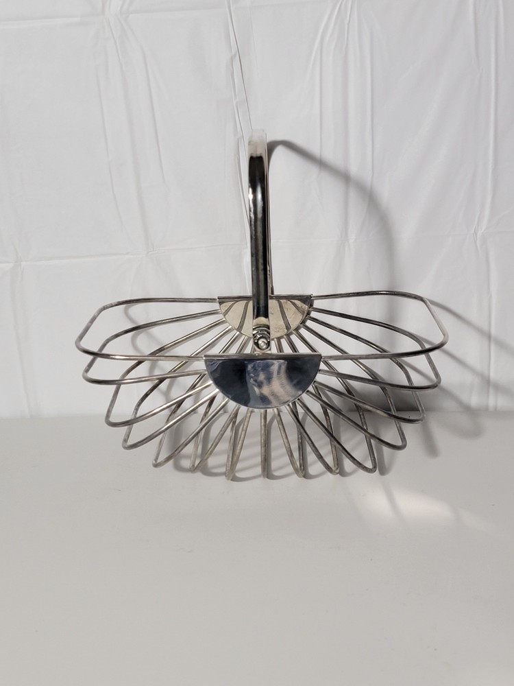 Vintage Godinger Silver/chrome Plated Bread/Fruit Basket W/ Folding Handle 1988