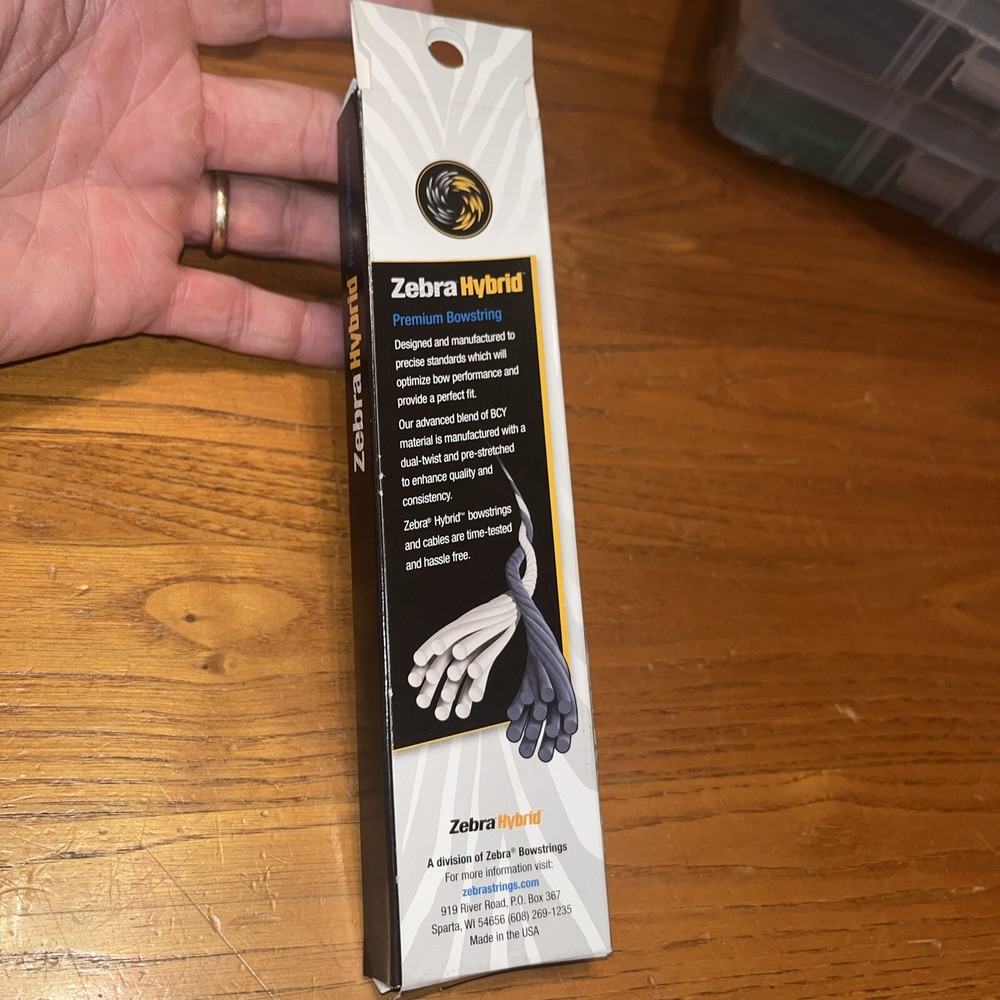 Zebra Hybrid Replacement Bowstring 89” Tan/black
