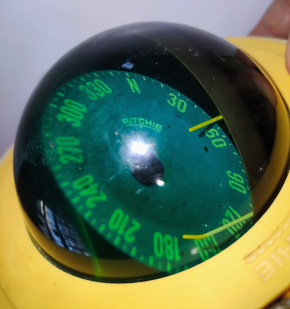 Vintage Ritchie SR-1 Voyager Compass .