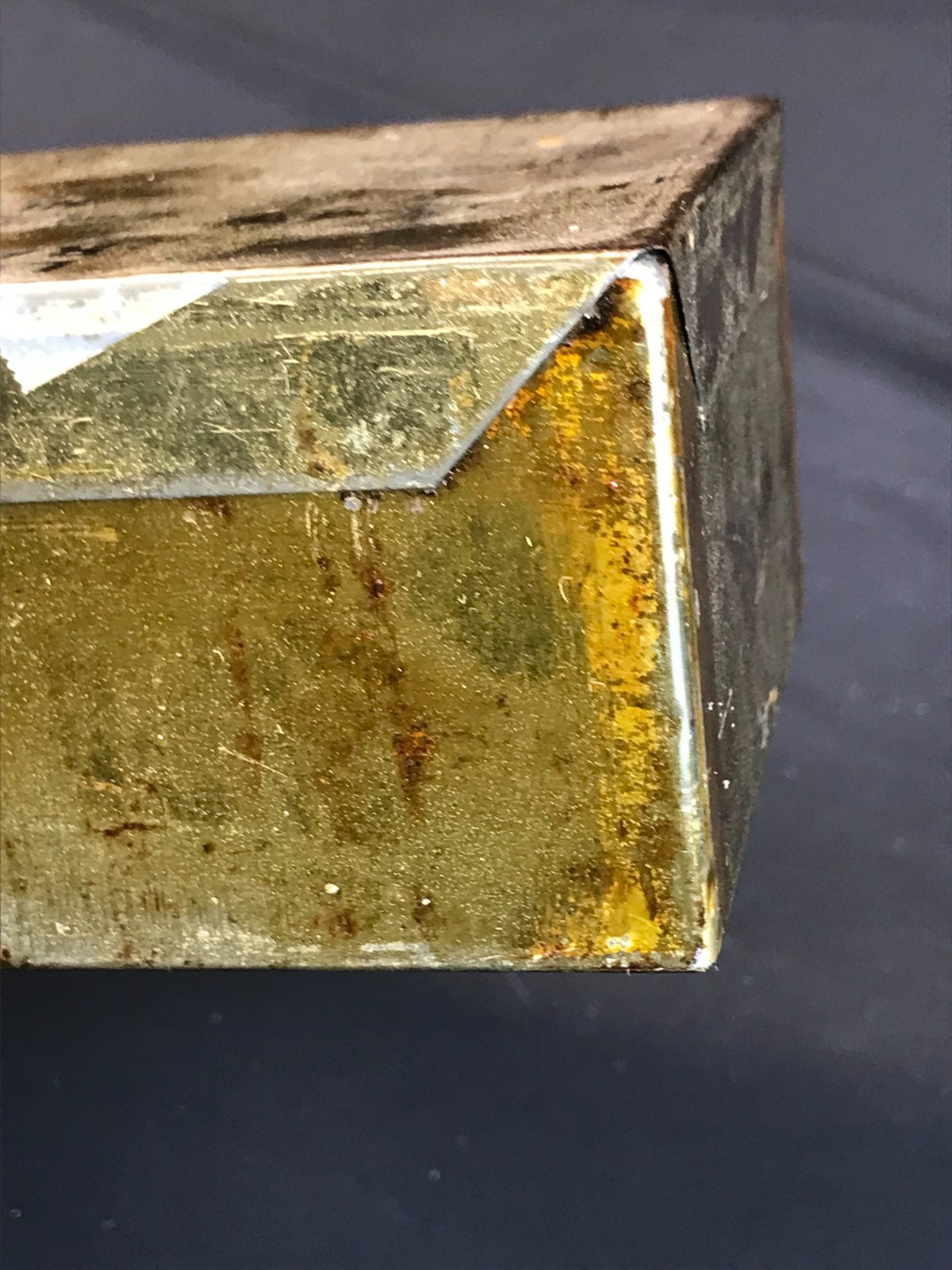 Vintage QUEEN MARY LIFEBOAT & RAFT RATION BISCUITS Sealed Tin