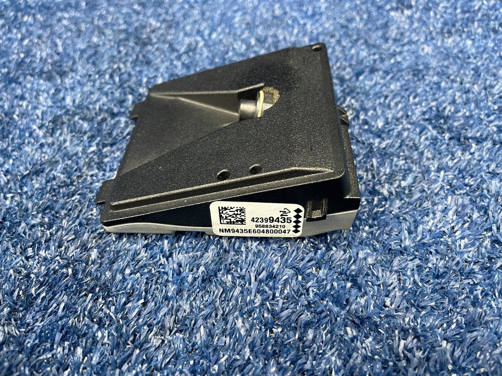 2016-2019 Buick Cascada Front View Camera OEM 42399435