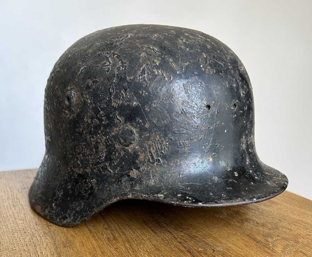 WW2 M40 hkp64 German Helmet