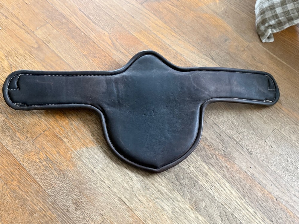 Volatire Short Belly Guard Girth 24”