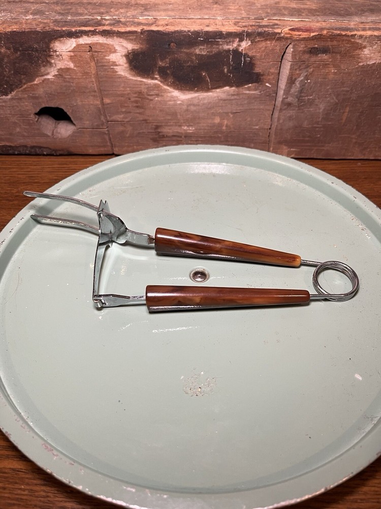 Vintage 50's Marbled Bakelite Handles Meat Serving Fork Pusher Spring Action