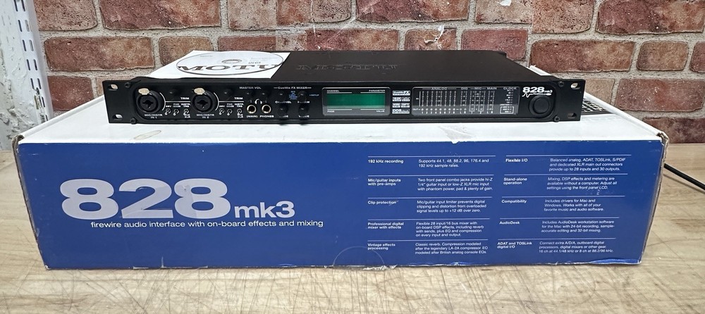 Motu 828mk3 Digital Audio Interface READ