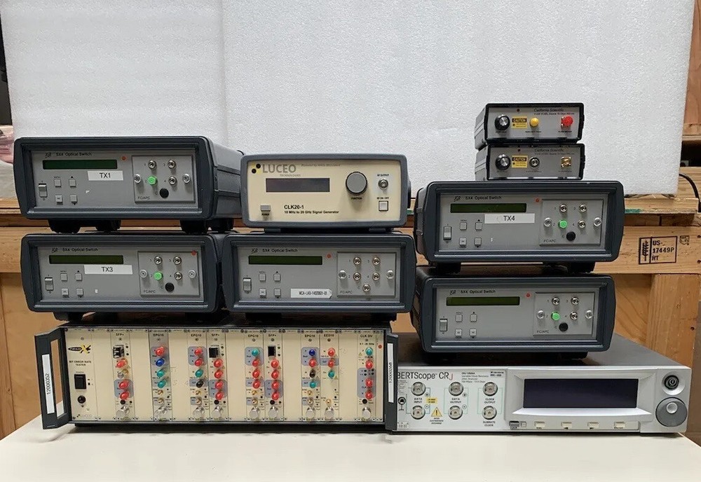 Optical Test Lot Tektronix BertScope CRJ, Luceo Bit Error Tester, JGR Switch