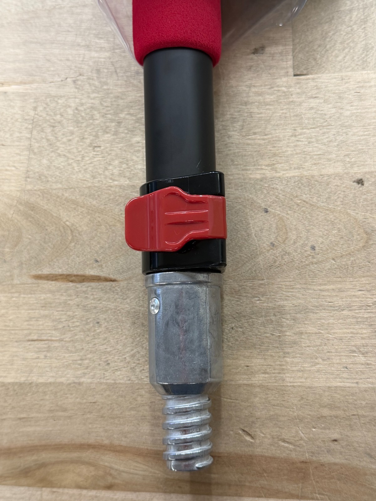 HD SNOBRUM Automobile Snow Broom Comfort grip Telescoping Handle