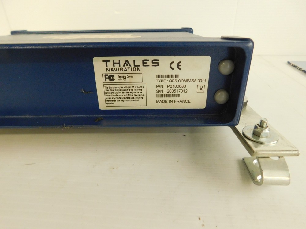THALES NAVIGATION MODEL TRM100 GPS COMPASS & 3011 (#4700)