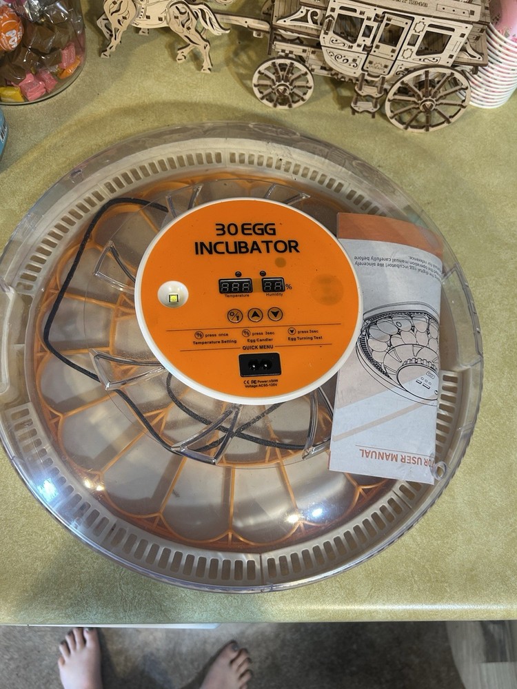 30 Egg Incubator with Automatic Turner, Digital Temperature and Humidity Display