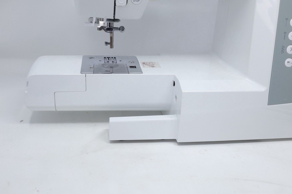 Singer 9340 Computerized Sewing Machine *TESTED/WORKING* (NO FOOT PEDAL/CABLES)