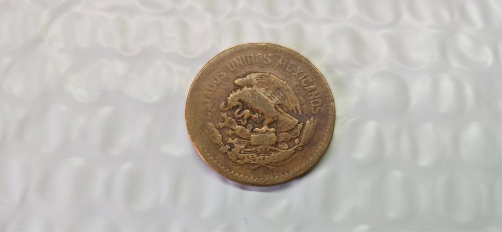 1951 Mexico 20 Centavos