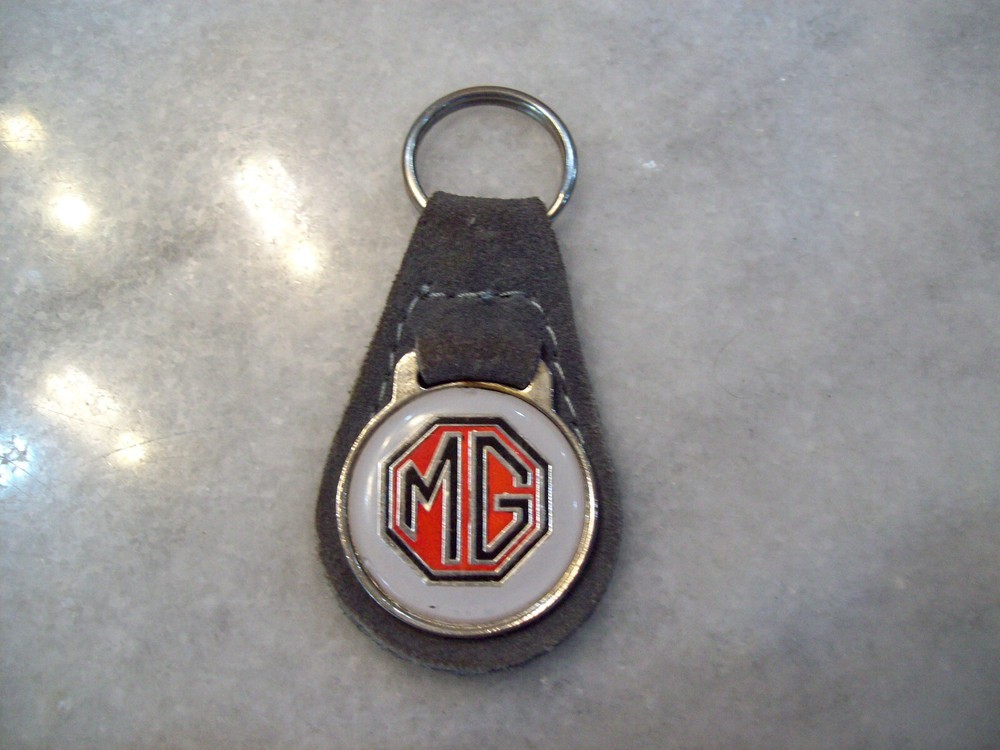 MG  KEY CHAIN .....MGB....