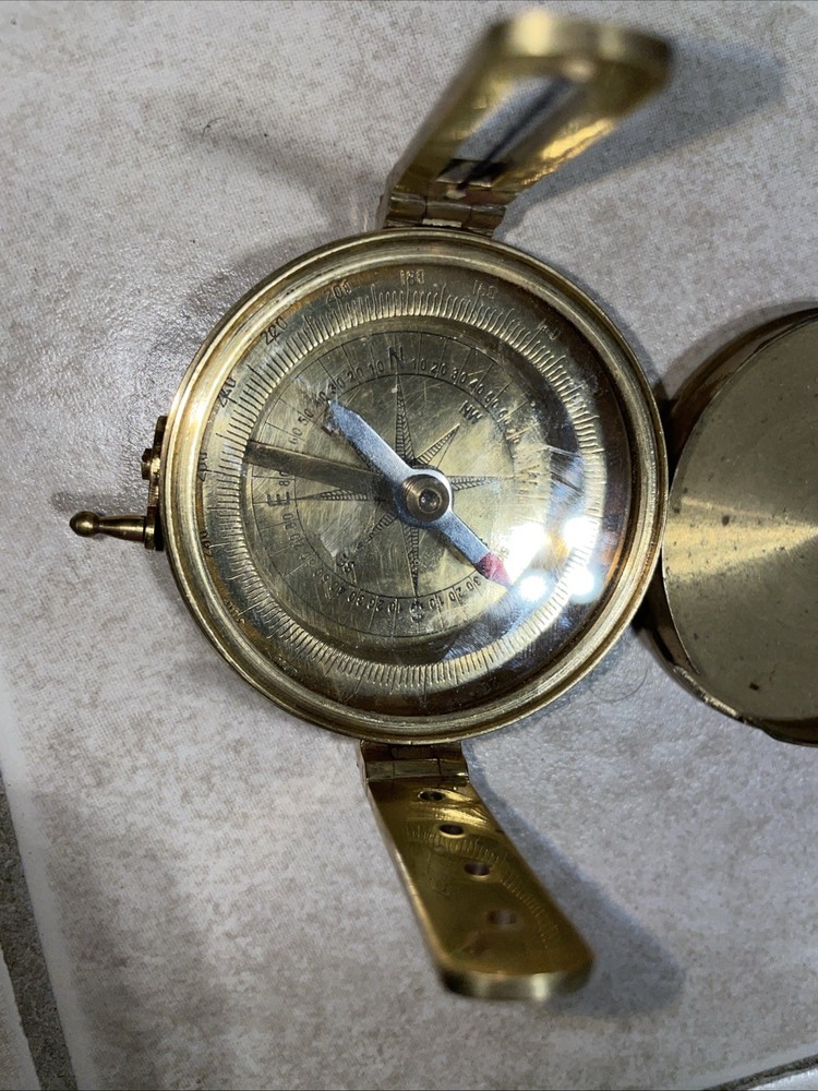 Brass Compass ~ Directional Sighting Style ~ With Cover