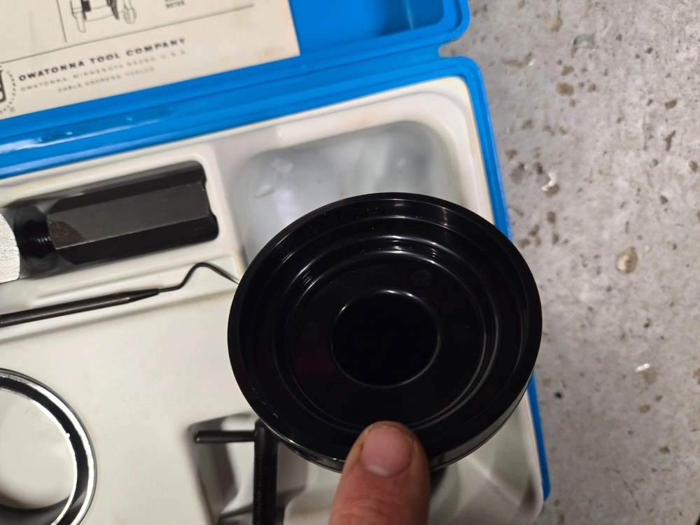 OTC 7040-K Caliper Piston Puller Brake Kit