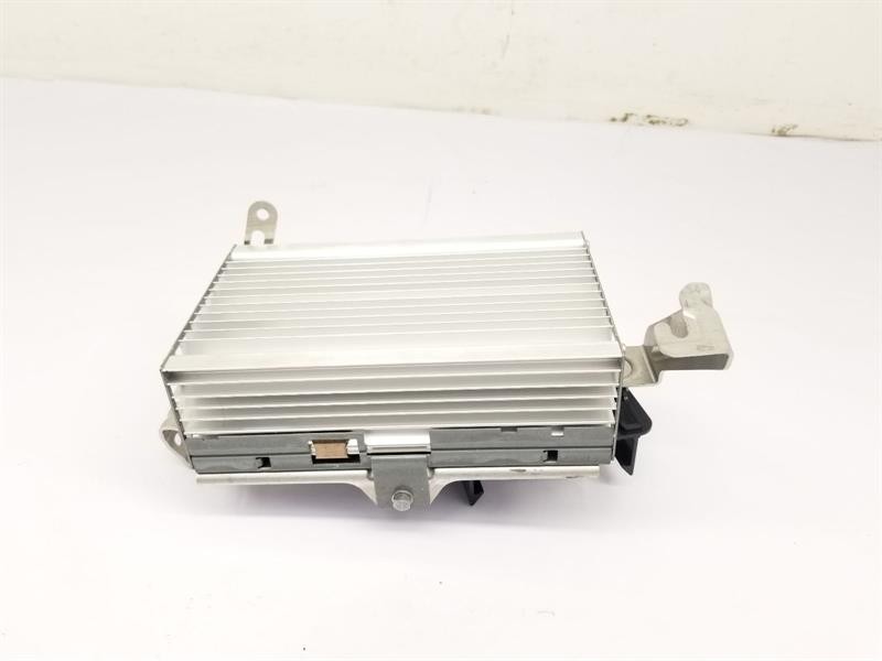 2017 BMW I8 SPEAKER AMPLIFIER