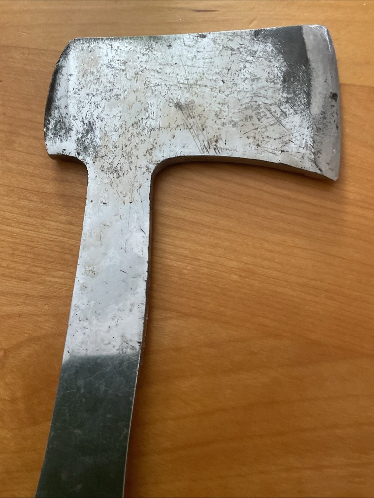 Kabar Hunting Hatchet