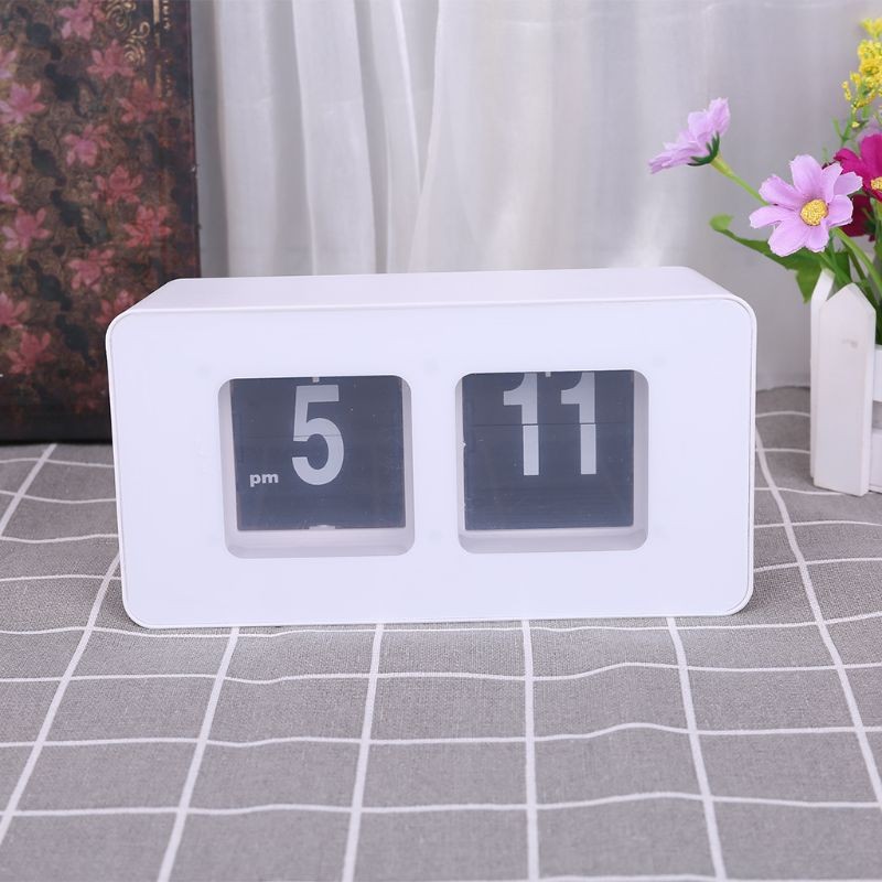 Retro Auto Flip Clock Digital Wall Clocks Digital Desk Clock Battery Operated
