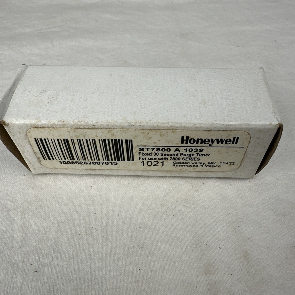 Honeywell ST7800A1039 Programmer Module RM7800 Burner Control 30s Purge NEW