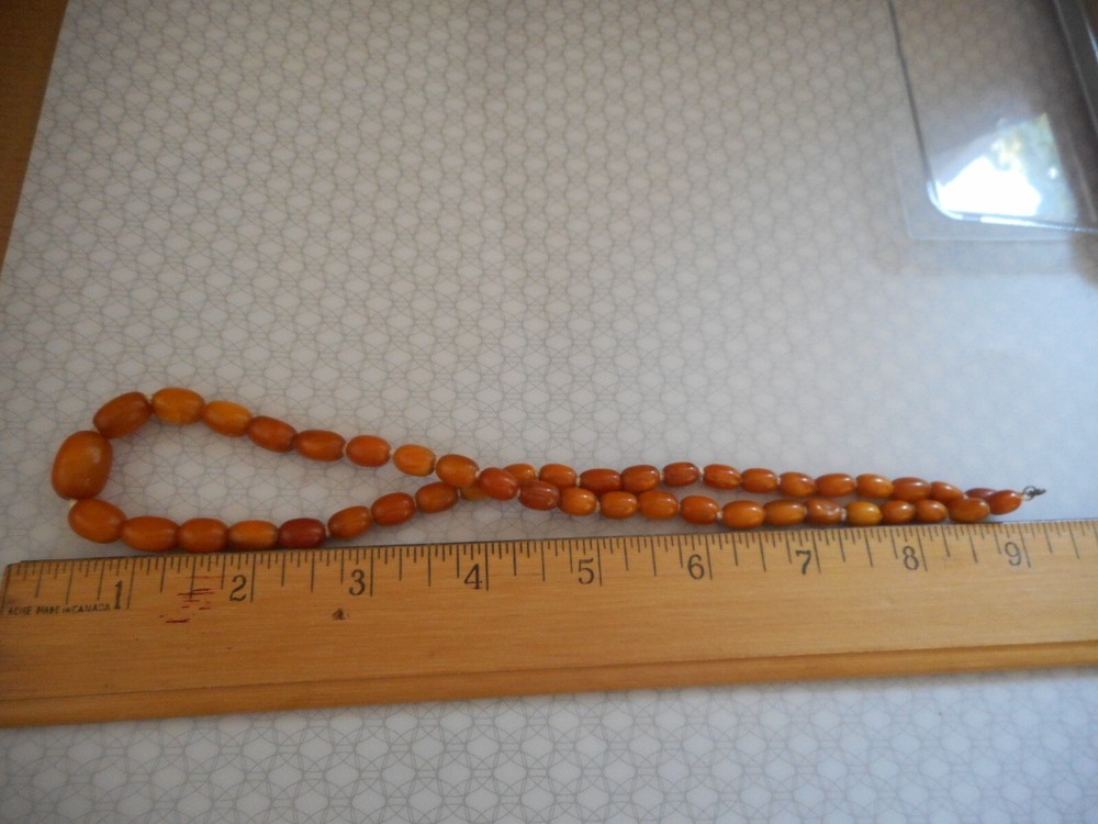 Antique butterscotch amber necklace 14g