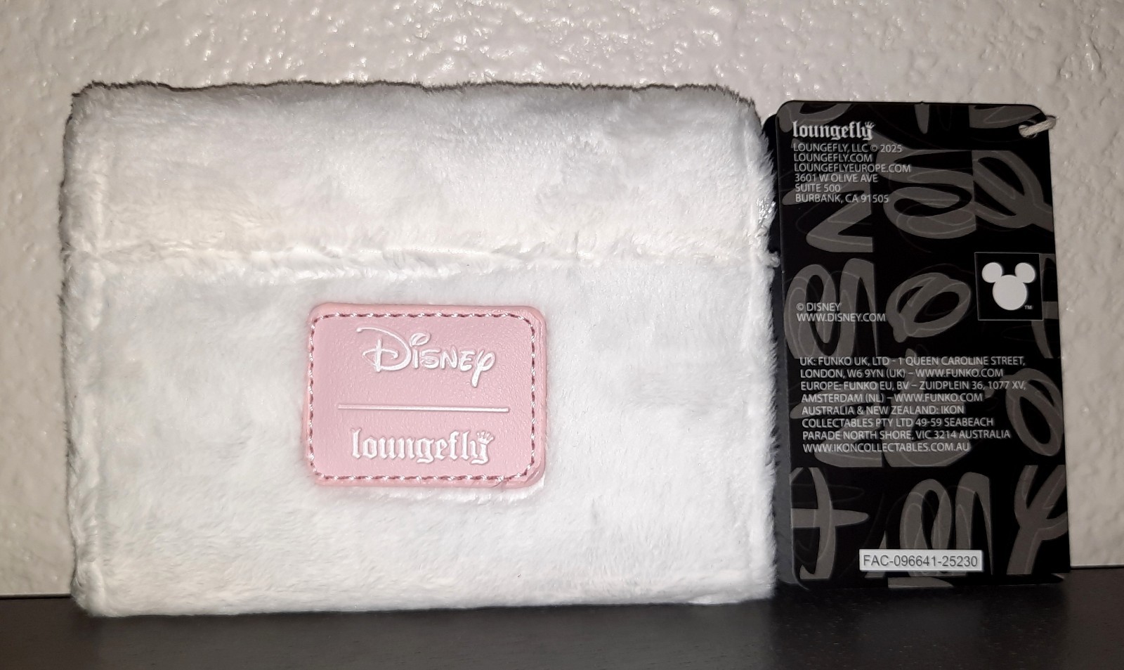 Disney The Aristocats Marie "I'm A Lady" Fuzzy Plush Flap Wallet Loungefly🎀🆕️