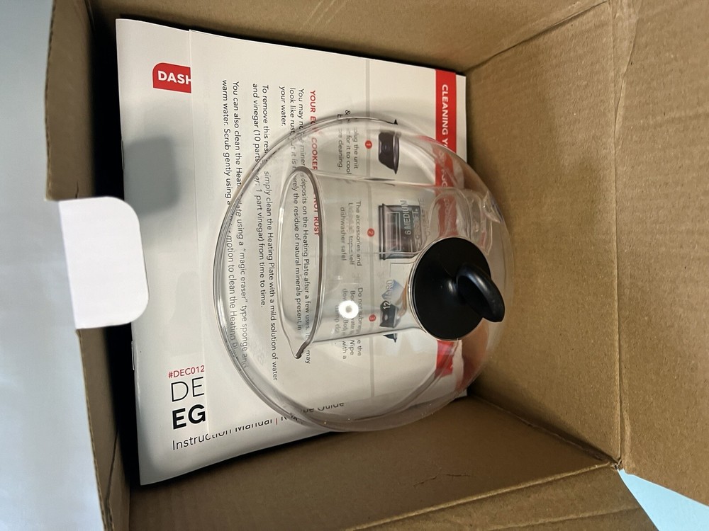DASH Deluxe Rapid Egg Cooker for Hard Boiled, Poached, Scrambled Eggs, Omelets