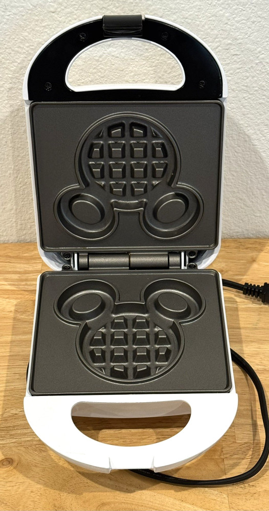 Disney Intertek Mickey Mouse The True Original 90 Year Mini Belgian Waffle Maker