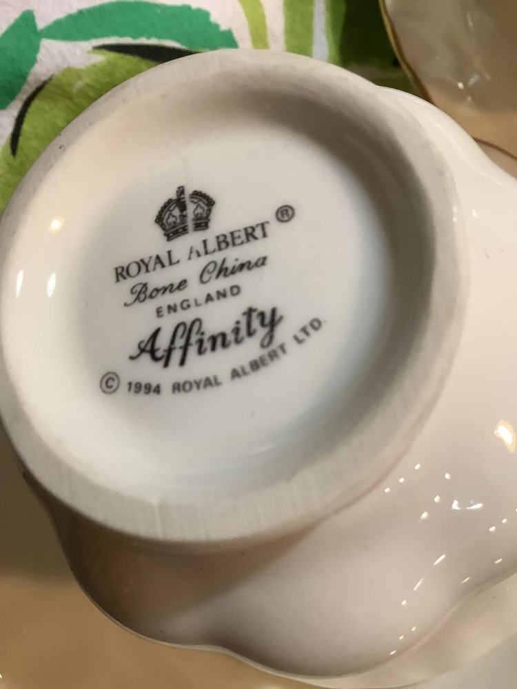 Royal Albert Affinity Bone China Tea Cups and Saucers Set