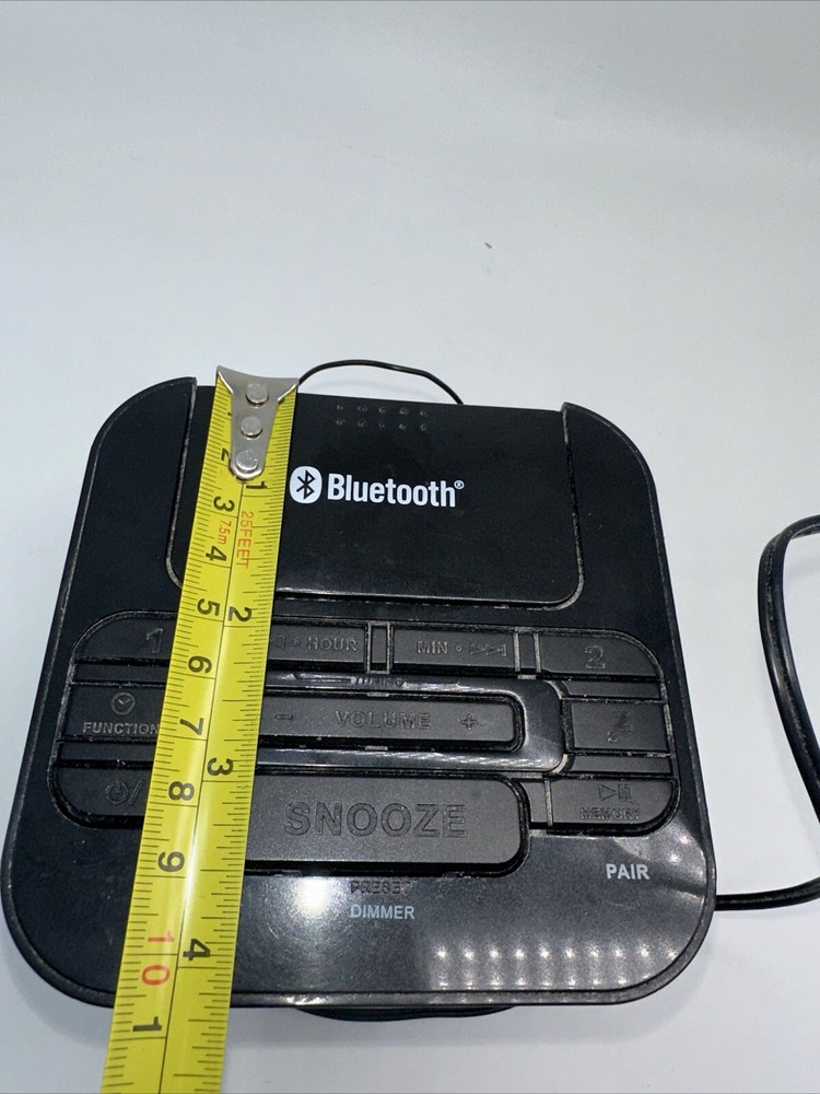 onn bluetooth Clock radio