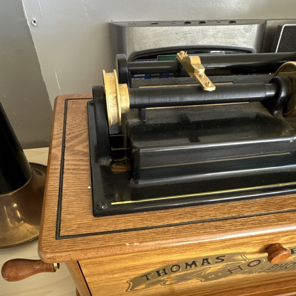 Thomas Home Phonograph Collector's Edition Radio Model 1902