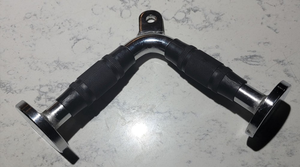 Tricep Press Down Cable Machine Attachment LAT Pulldown Gym V Pull Up Bar