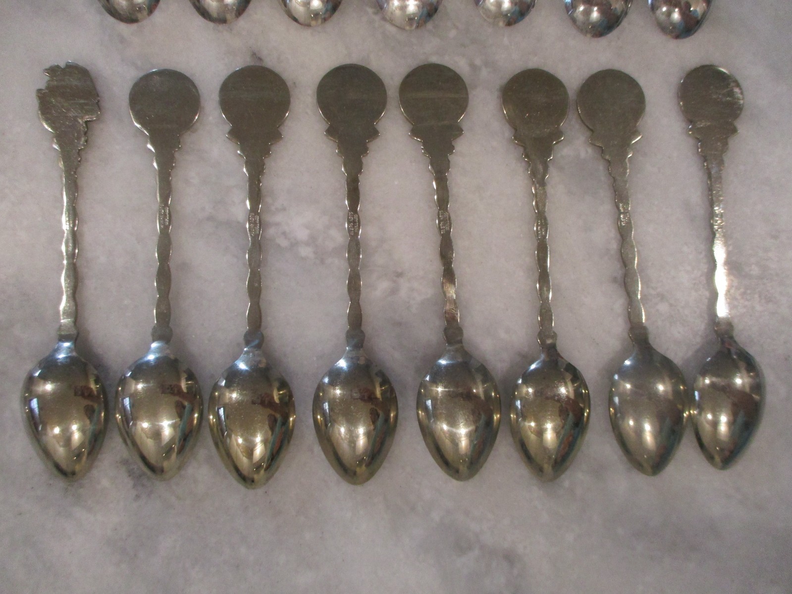 APOLLO SKYLAB MISSION SOUVENIR SPOONS SET(18) +STERLING APOLLO 11 ENAMEL-HOLLAND