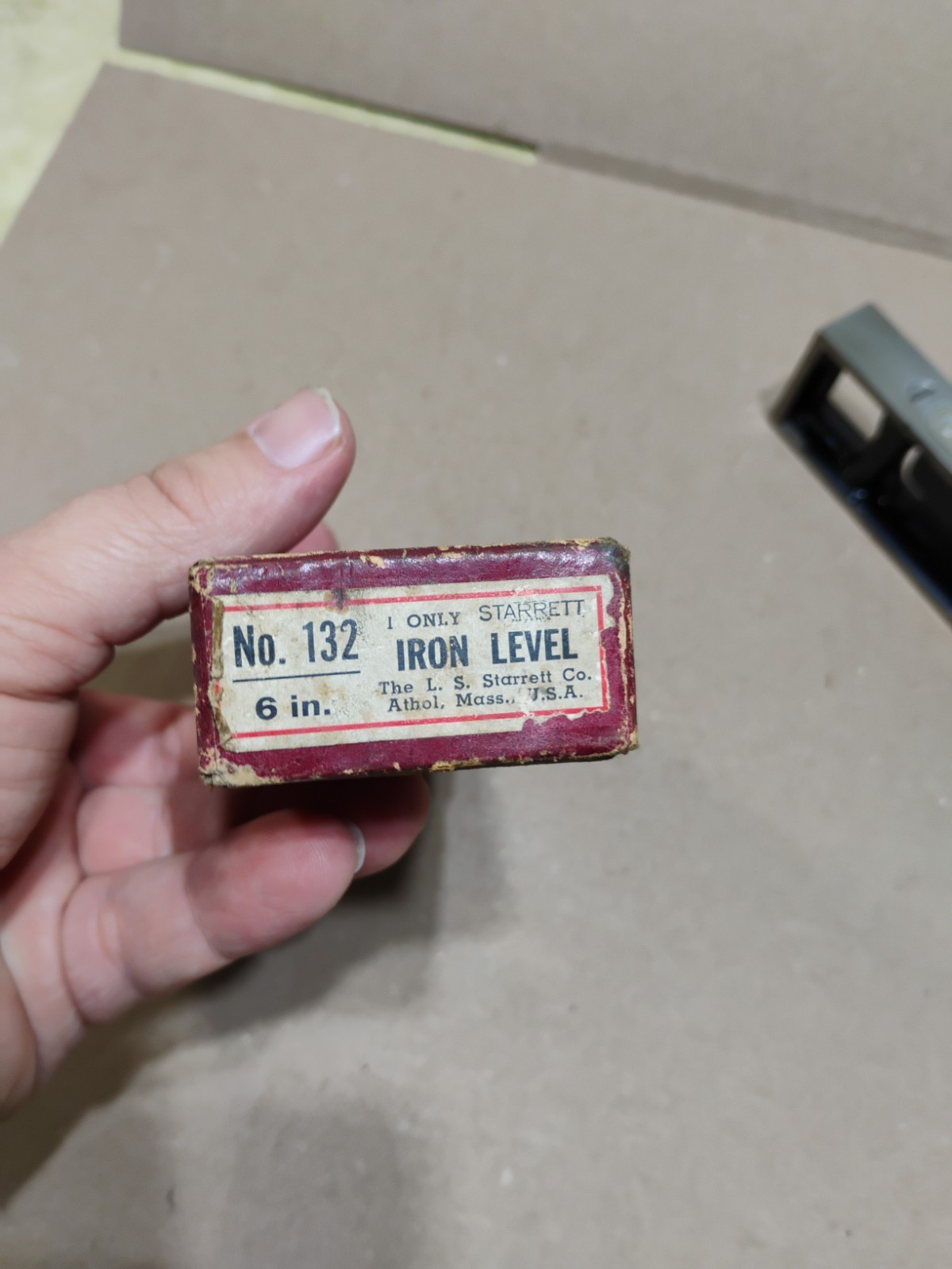 Vintage Starrett No. 132 Iron Level 6" Machinist Level w/ Original Box