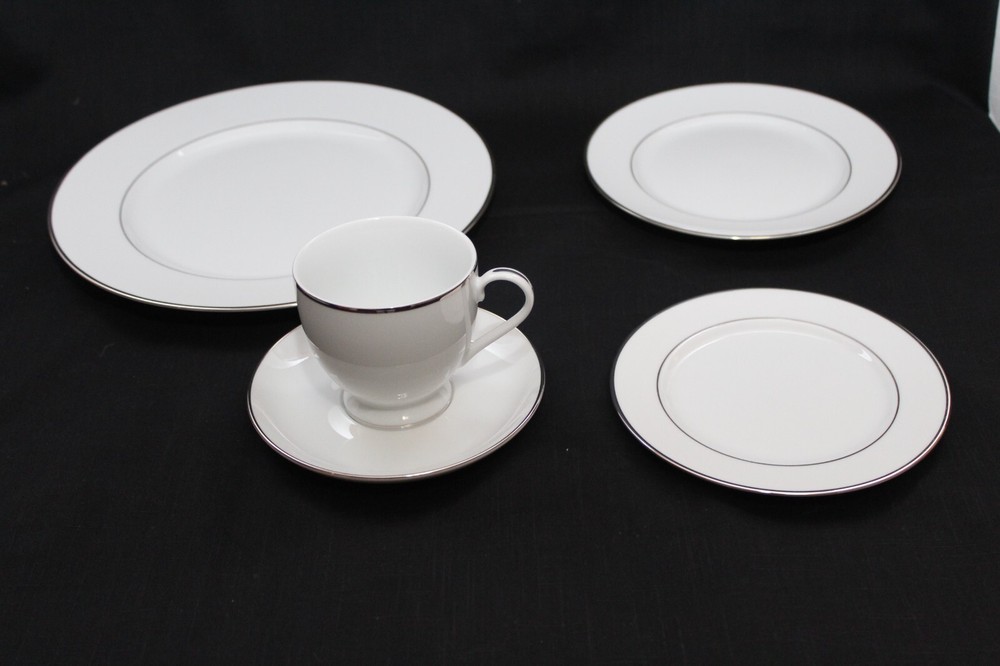 Gorham Hallmark Platinum 5 Piece Place Setting