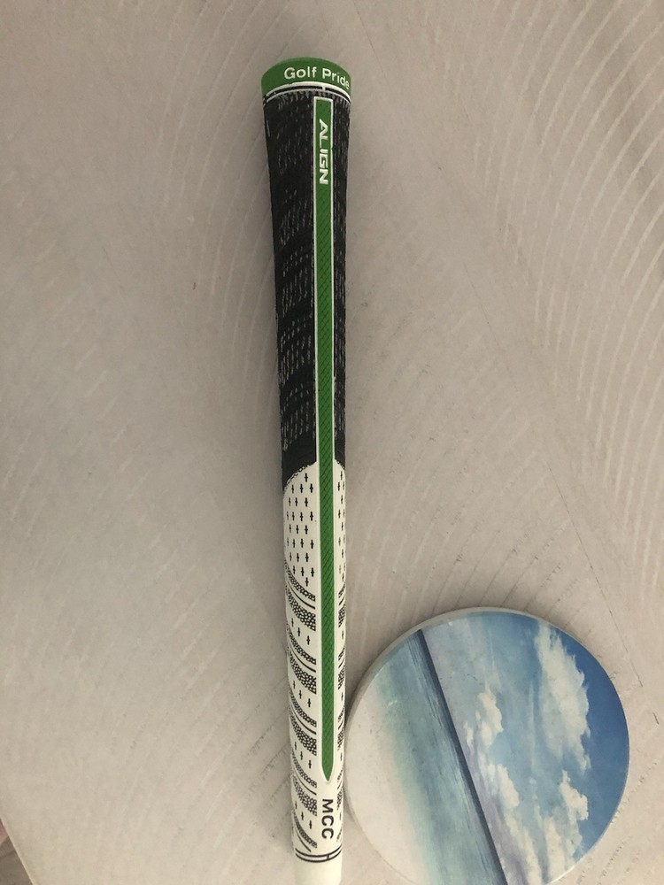 Golf Pride MCC Midsize Align Grips 4 PCs.