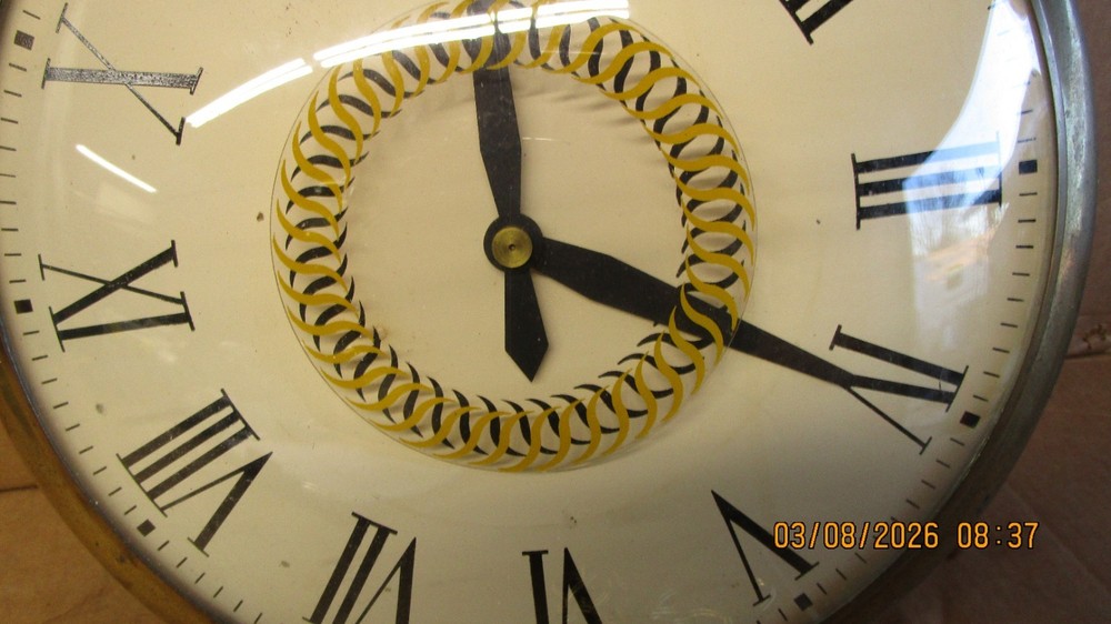 VINTAGE BRASS WALL CLOCK MADE IN USA