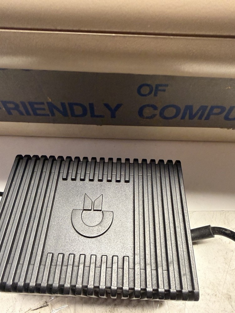 VINTAGE 1992 Commodore 64 C64 Breadbin Computer System - Cosmetic Damage -