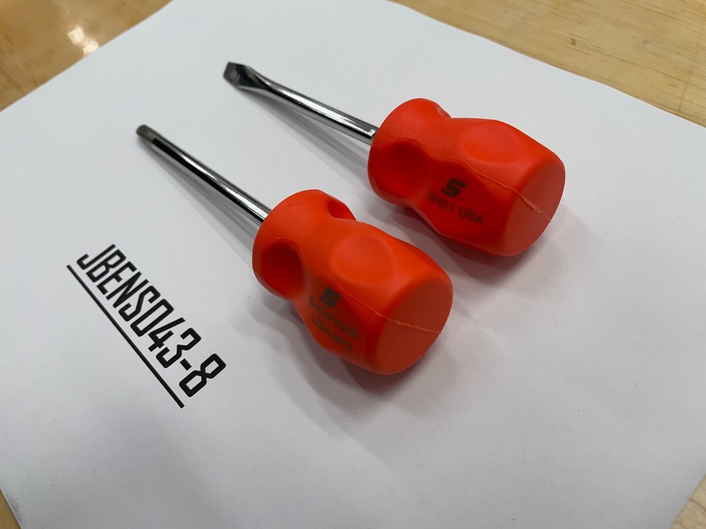 Snap-on Tools NEW 2pc ORANGE Hard Stubby Handle Standard Shaft Screwdriver Set