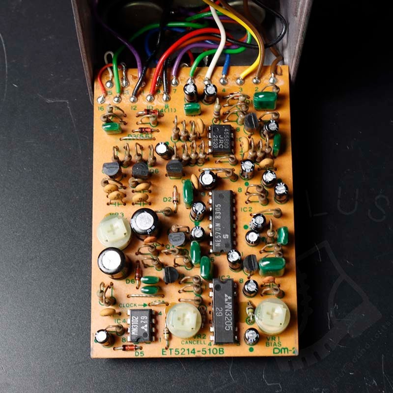 Boss DM-2 Delay (Black Label) 1981 - 1984 - Pink