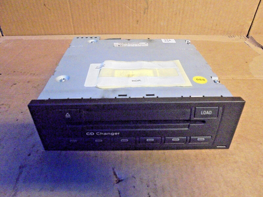 AUDI CX-CA1492GC CD CHANGER UNIT 8E0035111D
