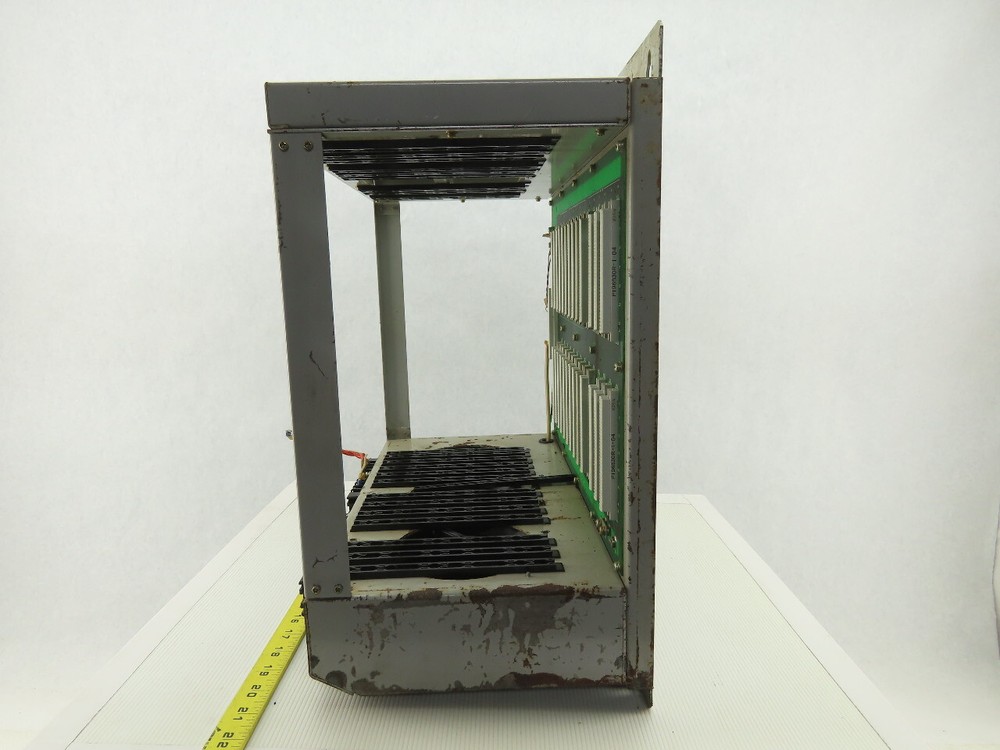 Mitsubishi MELDAS-YM2 PLC Chassis Control Frame Unit
