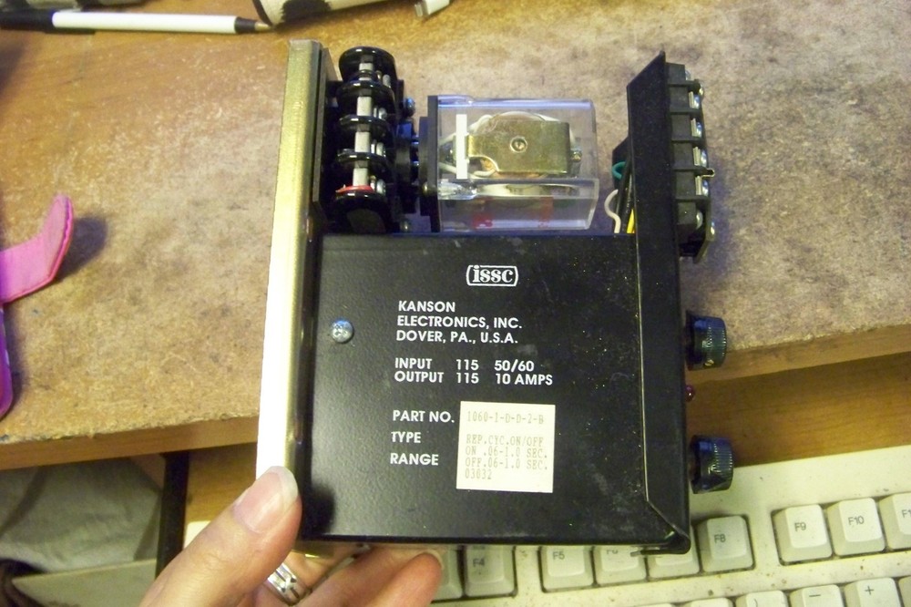 kanson electronics issc 1060-1-d-d-2-b TIMER REPEAT CYCLE 0.06-1SEC 10AMP DPDT