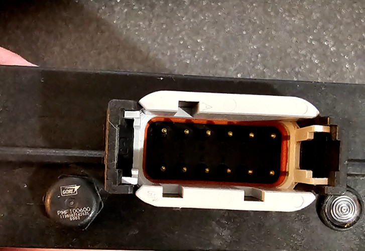 EMC NOx 5210 Analyzer