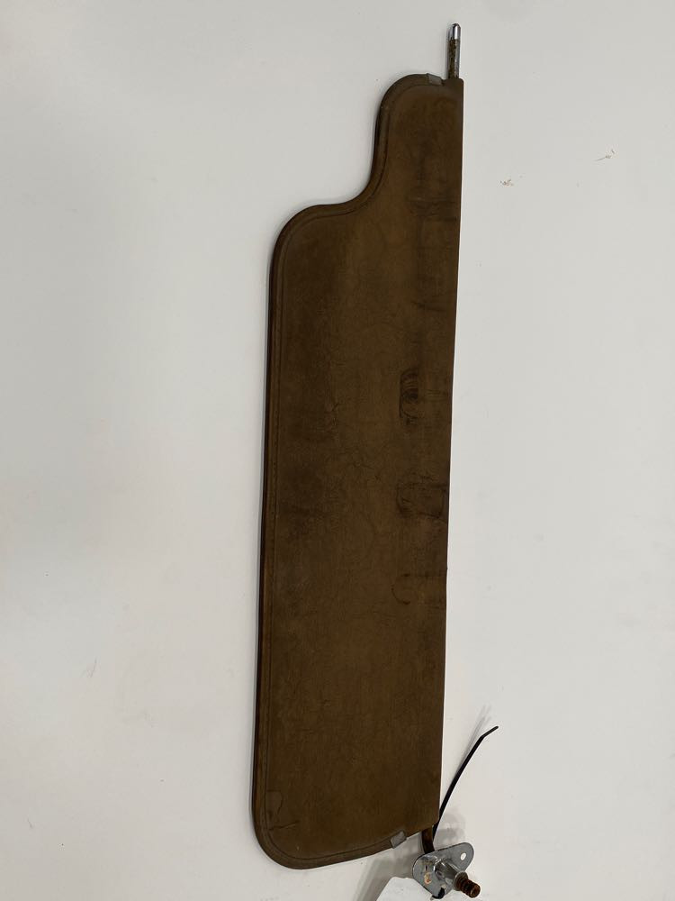 1990 Peterbilt 375 Visor (654-10571)