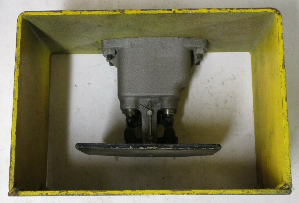 Knight 3010 1 Maintained 1 Return Foot Switch